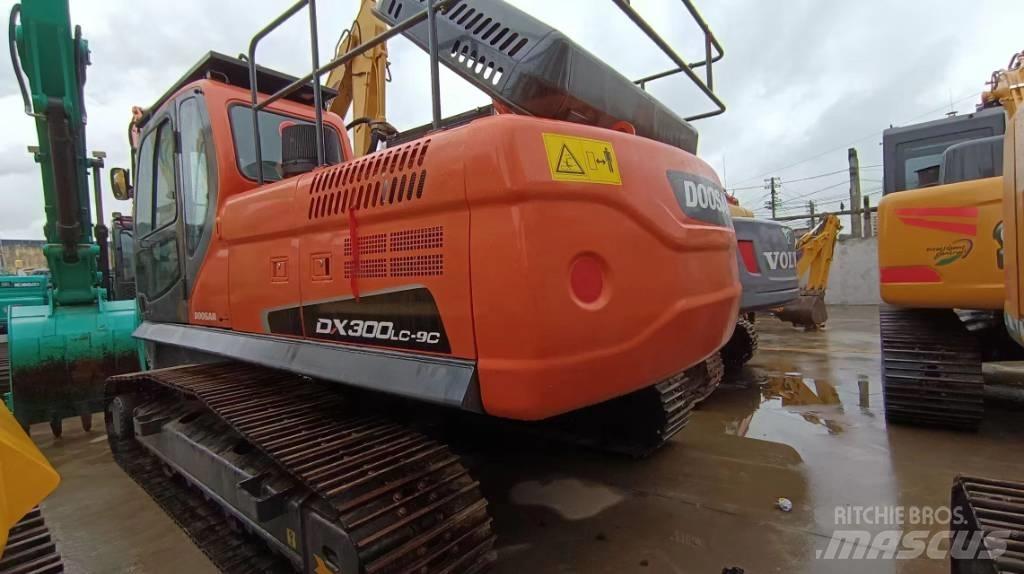 Doosan DX300 LC-9C Lánctalpas kotrók