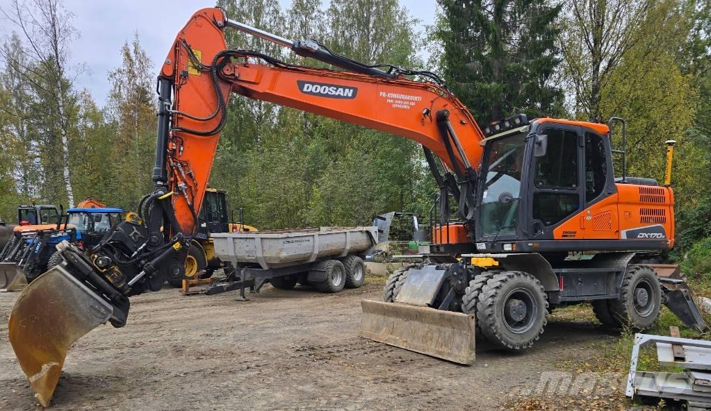 Doosan DX 170 W-5 Gumikerekes kotrók