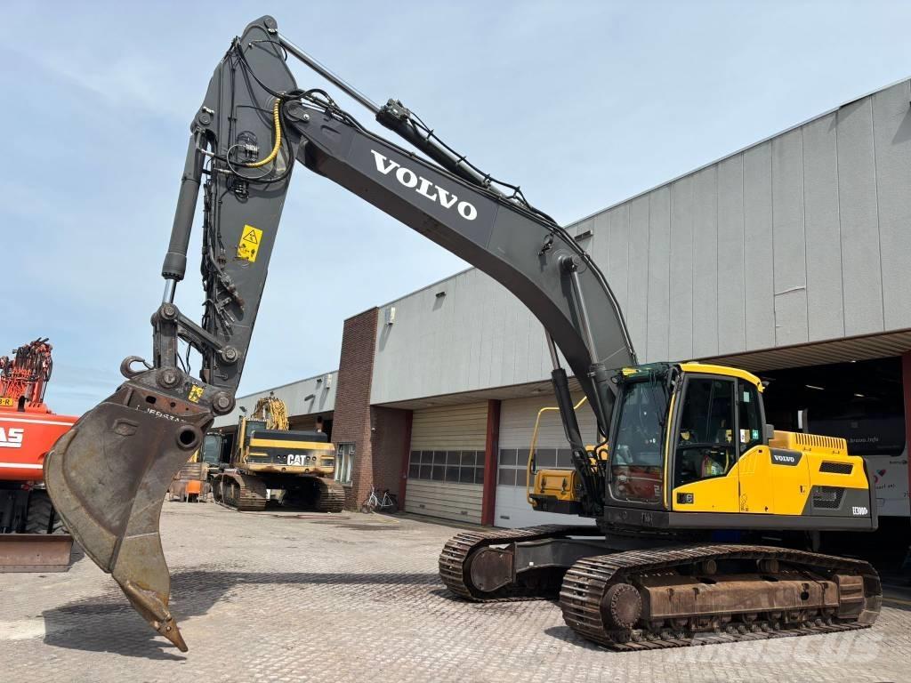 Volvo EC 300 D L Lánctalpas kotrók