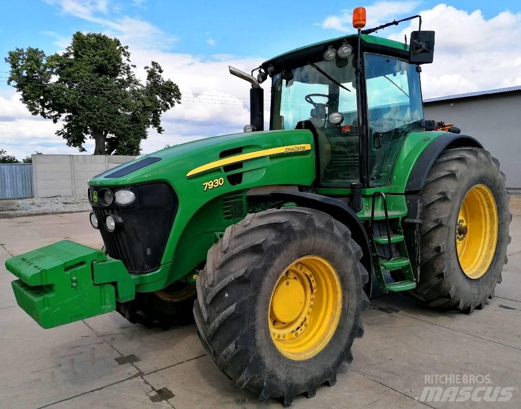 John Deere 7930 Traktorok