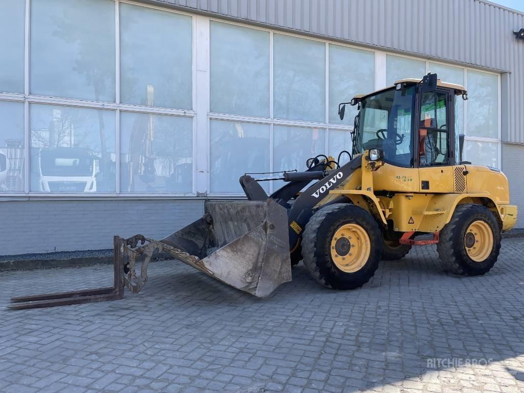 Volvo L 30 G     2018     CE Gumikerekes homlokrakodók