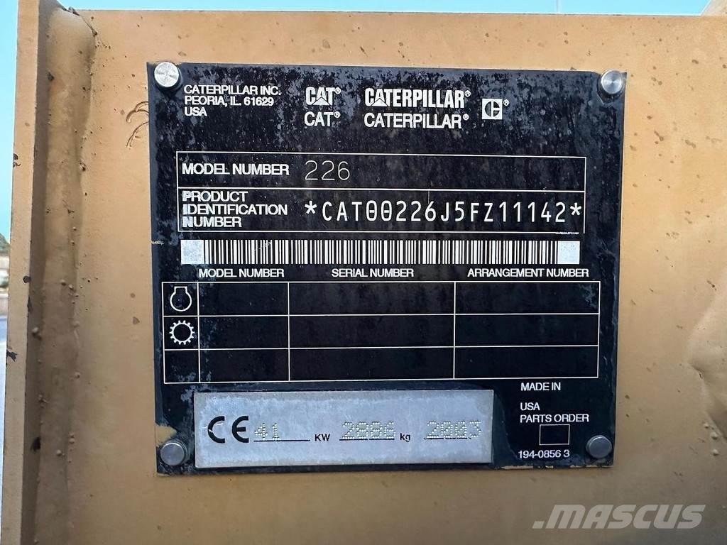 CAT 226BHF Mini homlokrakodók