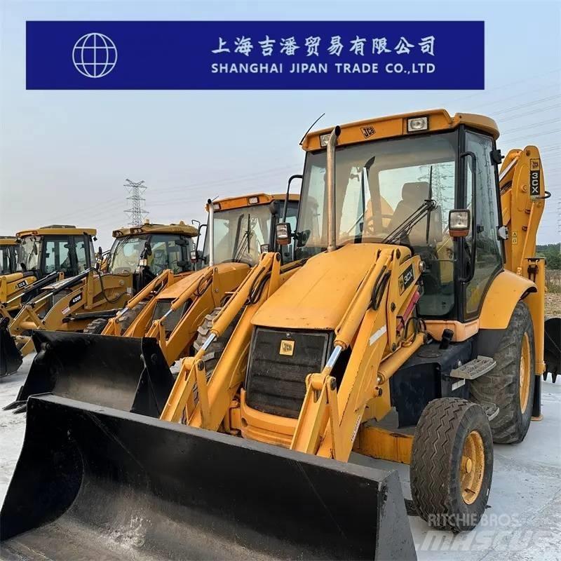 JCB 3 CX Gumikerekes homlokrakodók