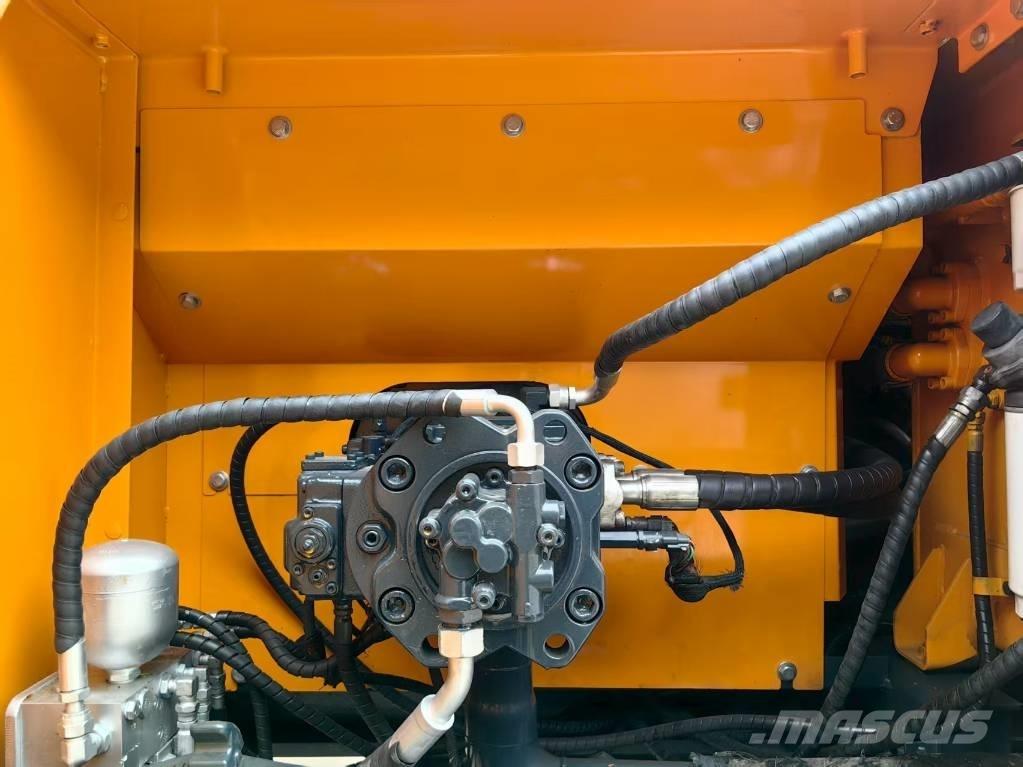 Hyundai 305LC-9 Lánctalpas kotrók