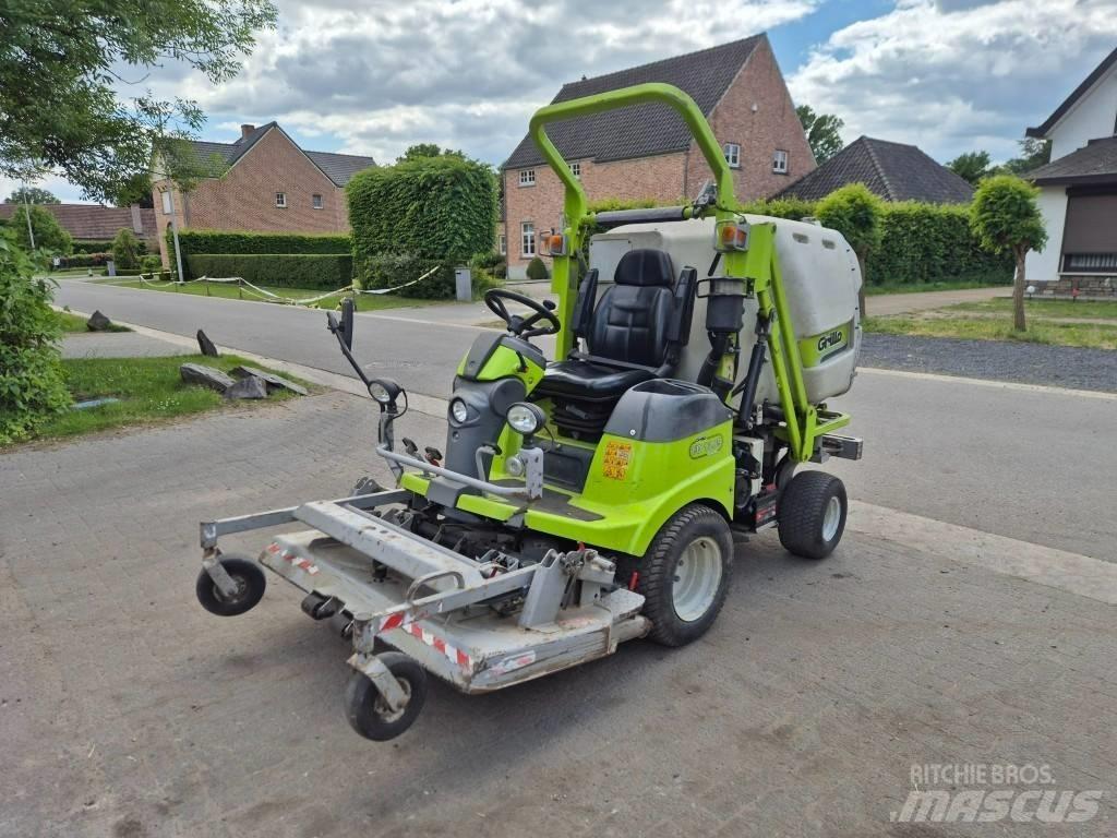 Grillo FD 13.09 4WD Ráülős fűnyírók