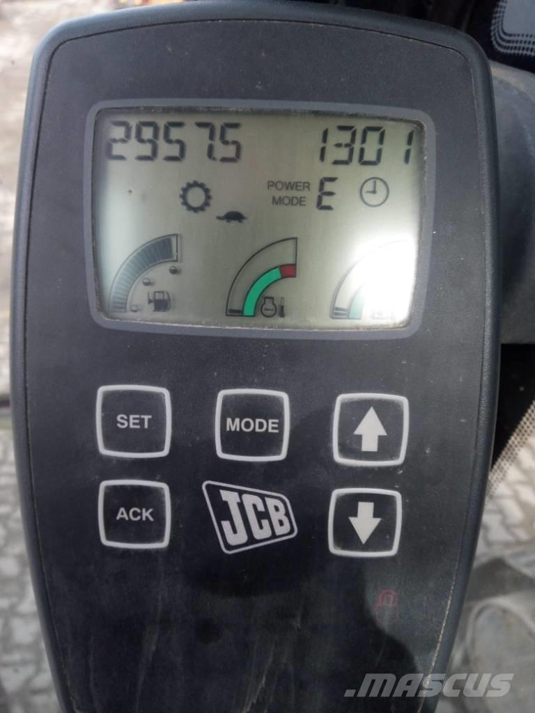 JCB JS200 Lánctalpas kotrók