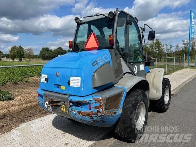 Kramer 950 Gumikerekes homlokrakodók