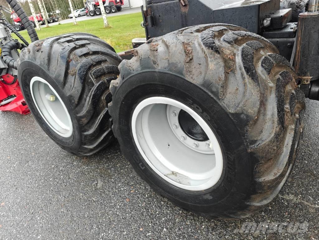 Komatsu 901 TX.1 Betakarítók