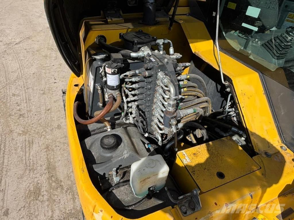 Komatsu PC 80 MR Közepes (midi) kotrók 7 t - 12 t