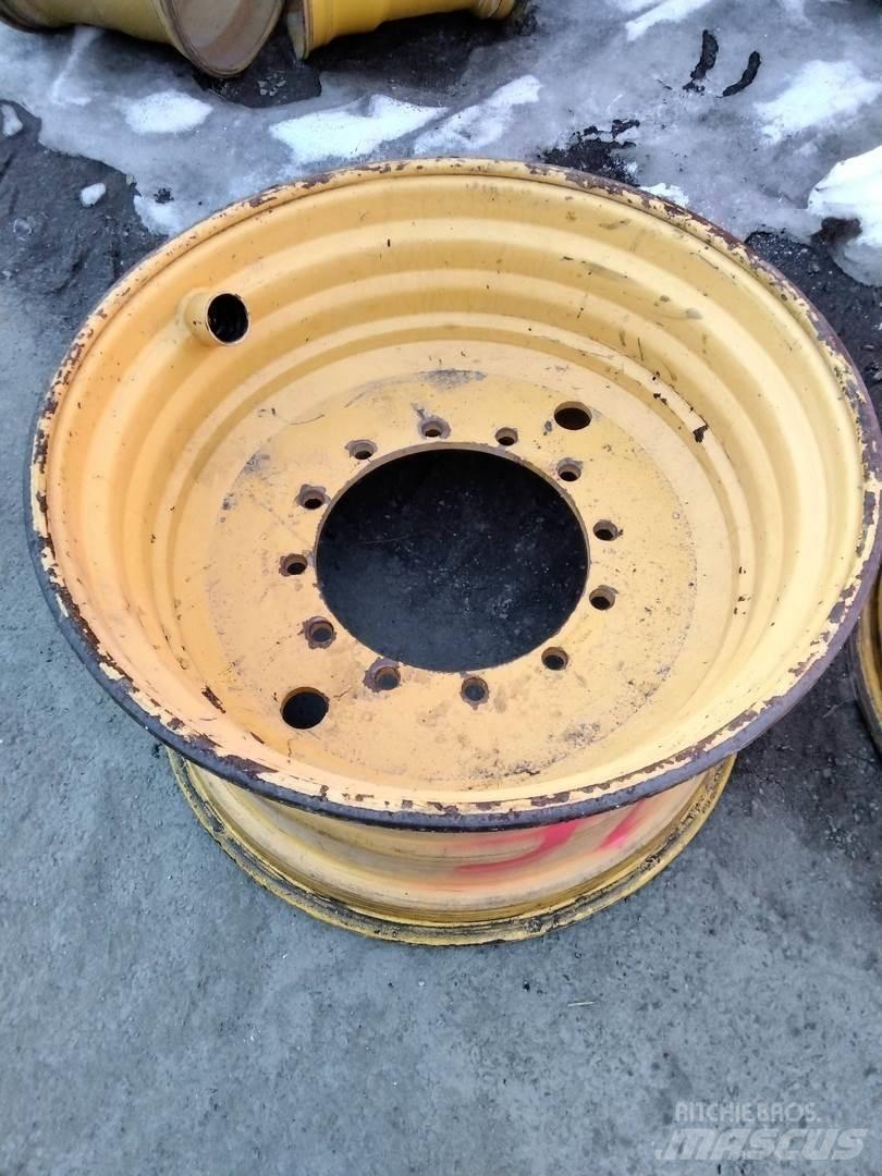 Rottne F18 20x34 Gumiabroncsok, kerekek és felnik