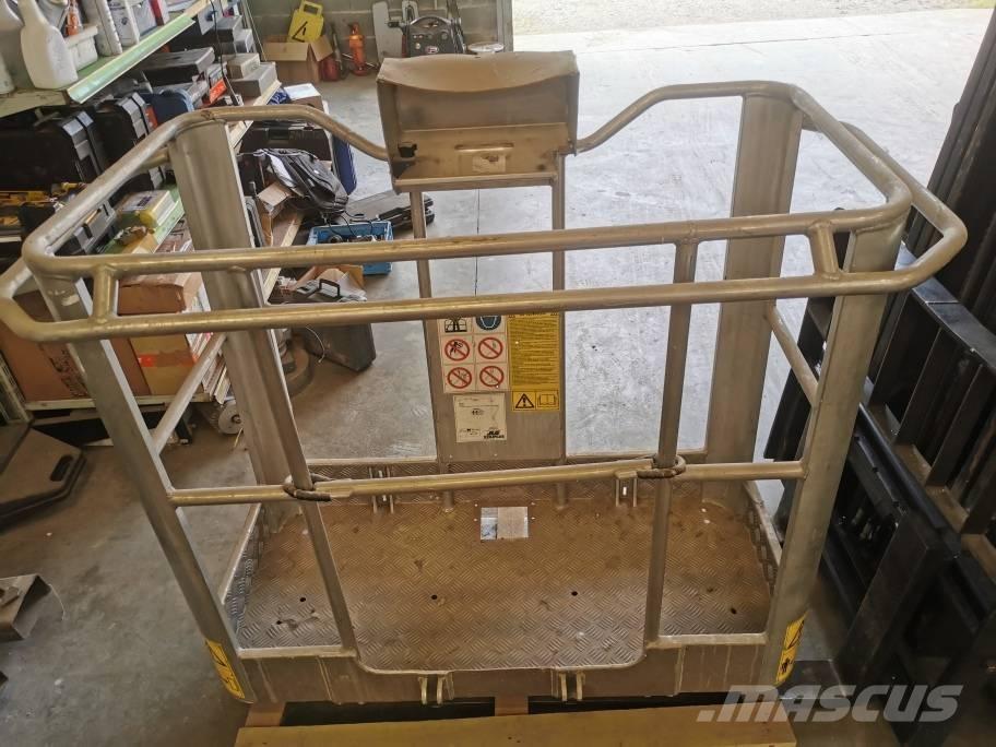 JLG X 20 J Gémek és dipperek
