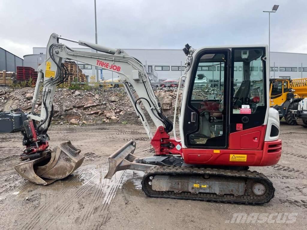 Takeuchi TB 240 Mini kotrók < 7t