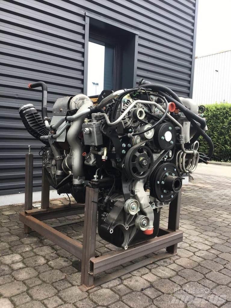 MAN D0836 320 hp Motorok
