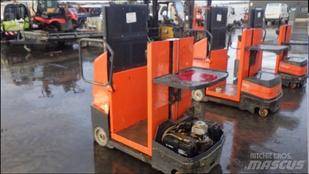 JLG DSP-M Elektromos gyalogkíséretű targoncák