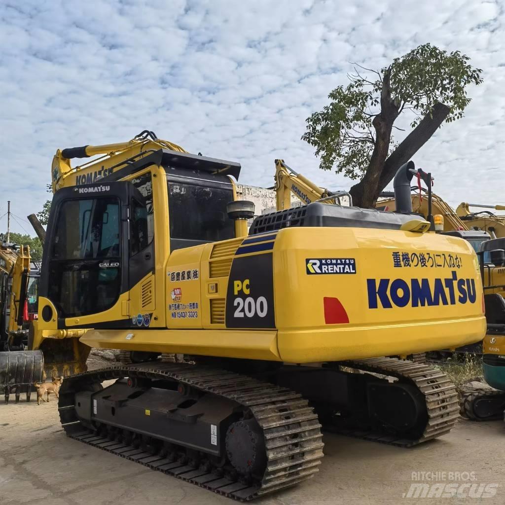 Komatsu PC 200 Lánctalpas kotrók