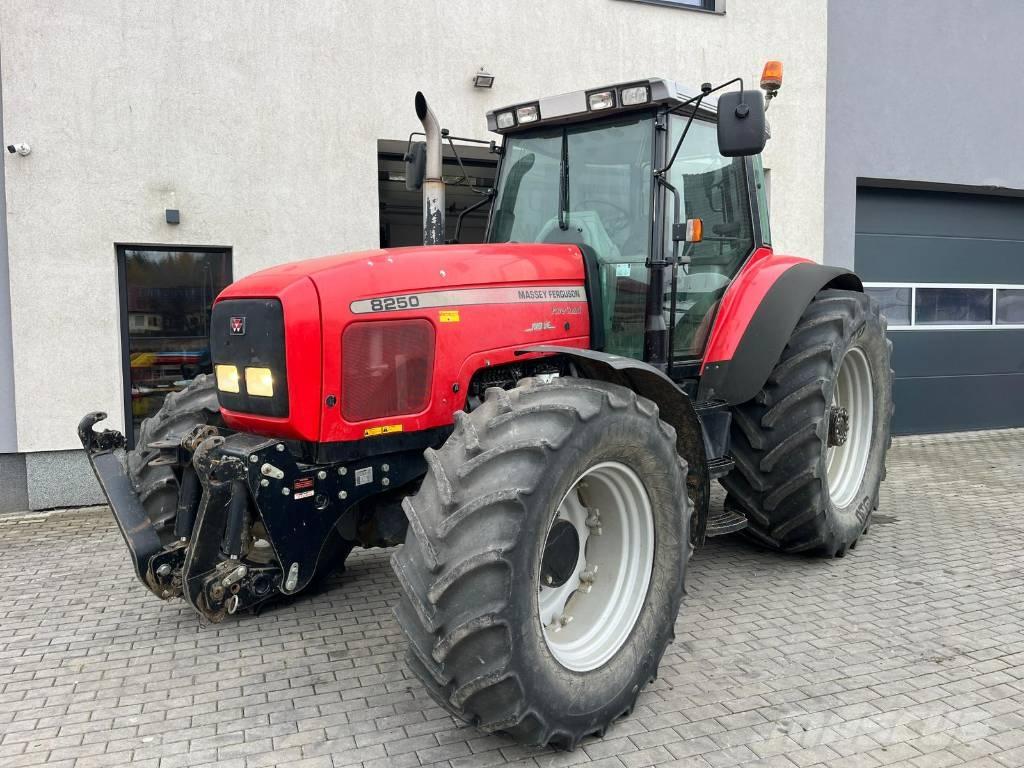 Massey Ferguson 8250 Traktorok