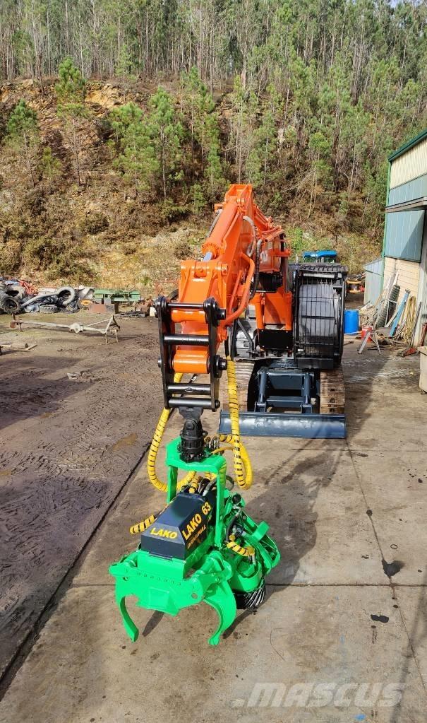 Hitachi ZX 210 Lánctalpas kotrók