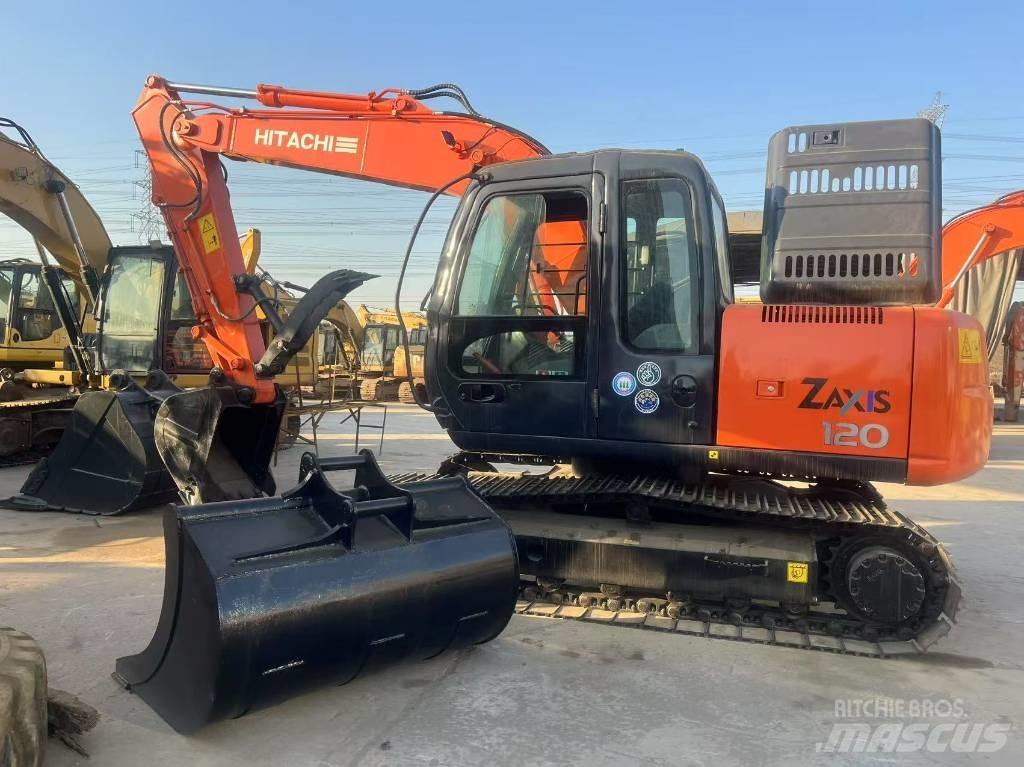 Hitachi ZX 120 Lánctalpas kotrók