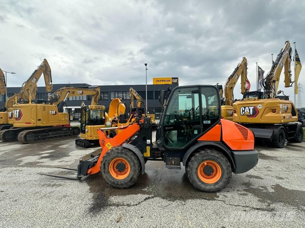 Komatsu WA 70 Gumikerekes homlokrakodók