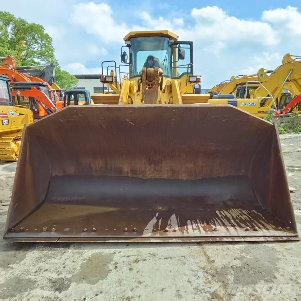 Komatsu WA 500-3 Gumikerekes homlokrakodók