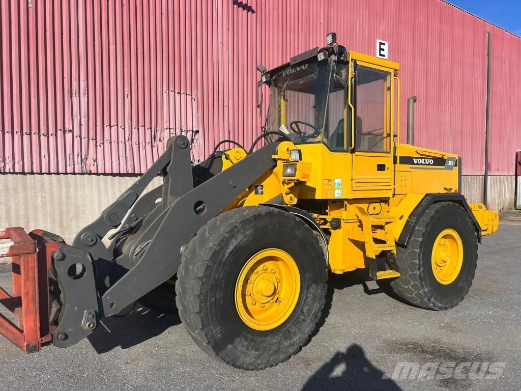 Volvo L 70 C Gumikerekes homlokrakodók