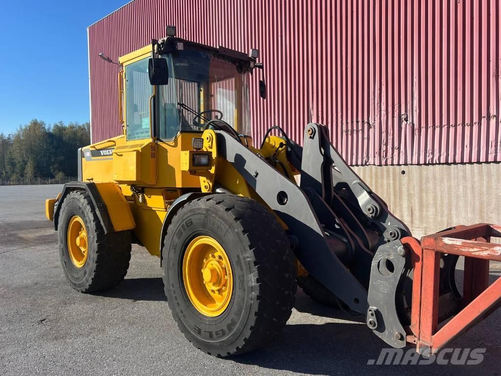 Volvo L 70 C Gumikerekes homlokrakodók