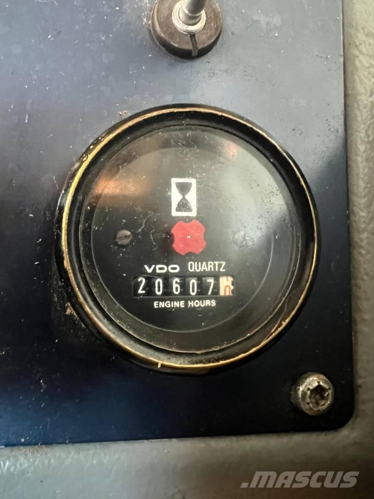 Volvo L 70 C Gumikerekes homlokrakodók