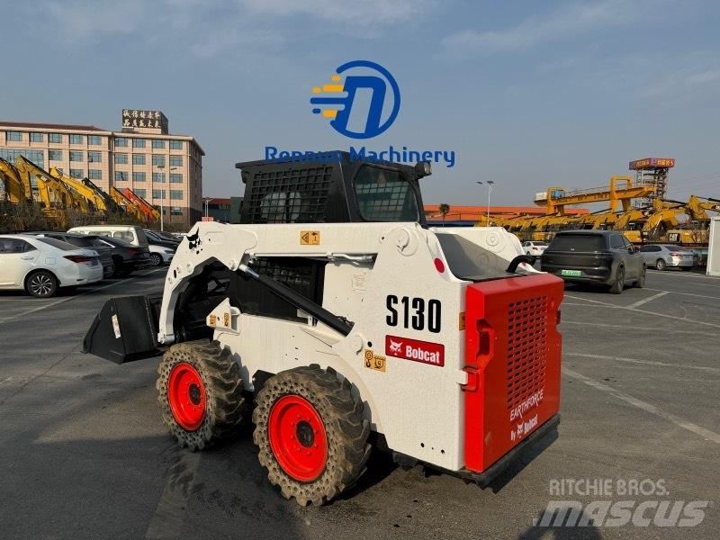 Bobcat S 130 Kompaktrakodók