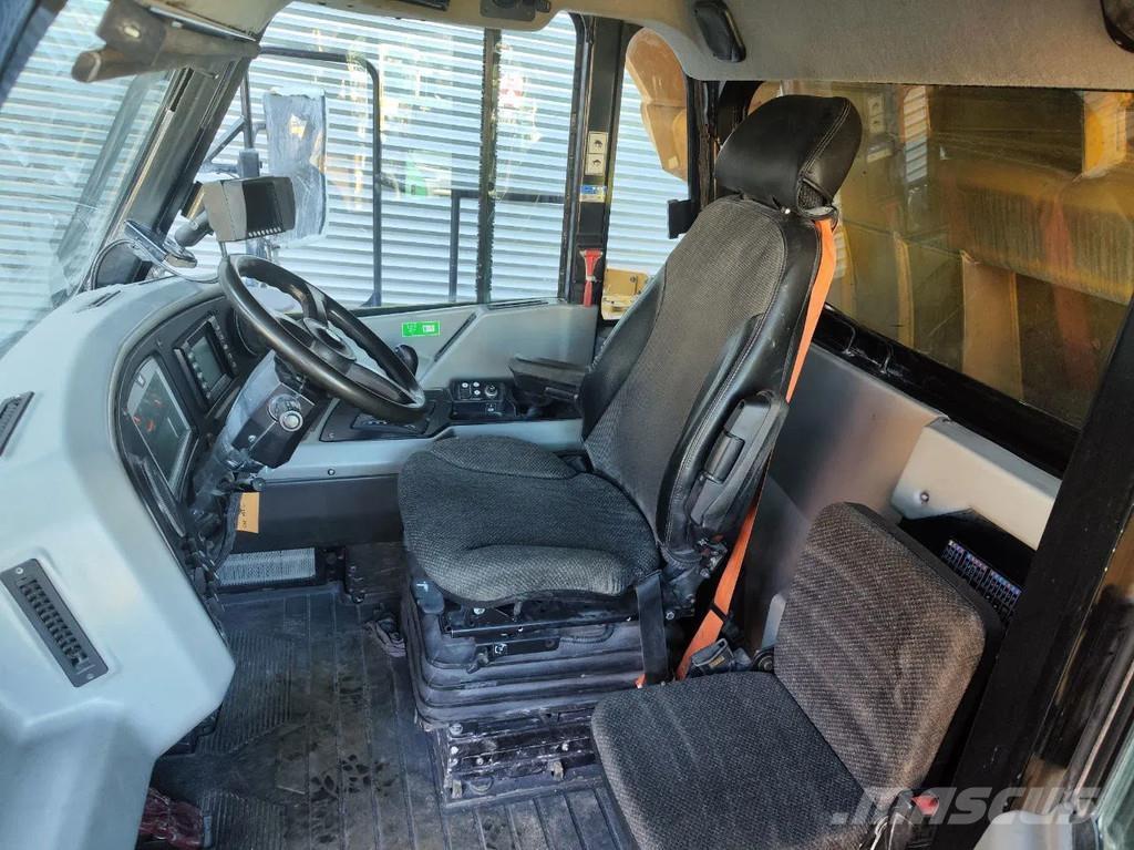 CAT 772G Nehézdömper