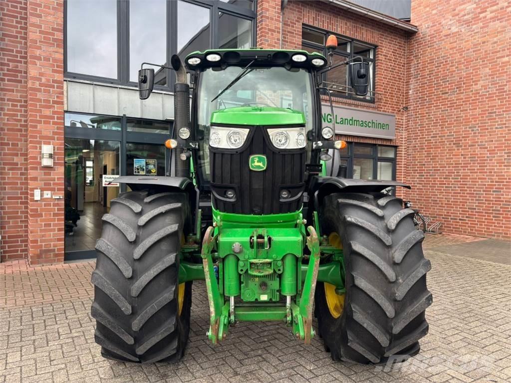John Deere 6210R Traktorok
