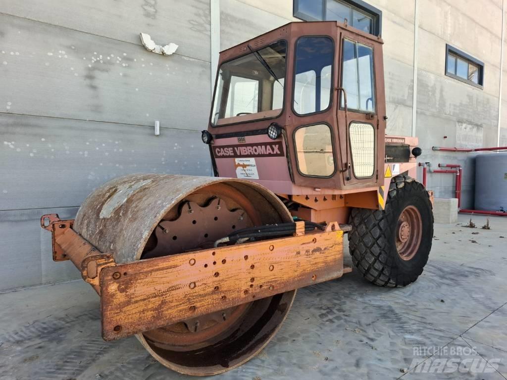 CASE Vibromax W1102D Egydobos hengerek