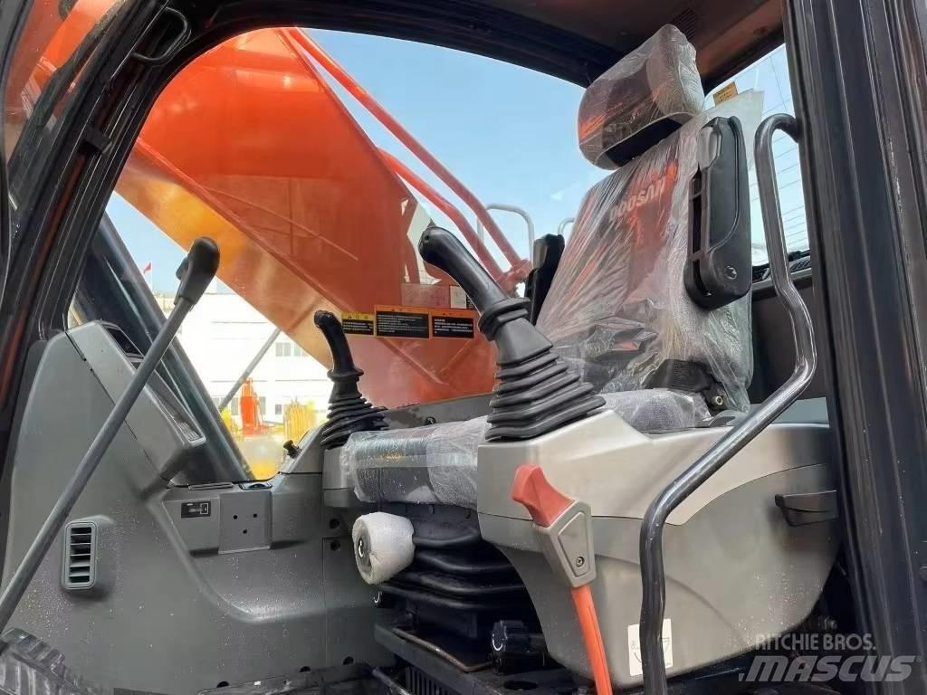 Doosan DX 300 LC - 9 C Mini kotrók < 7t