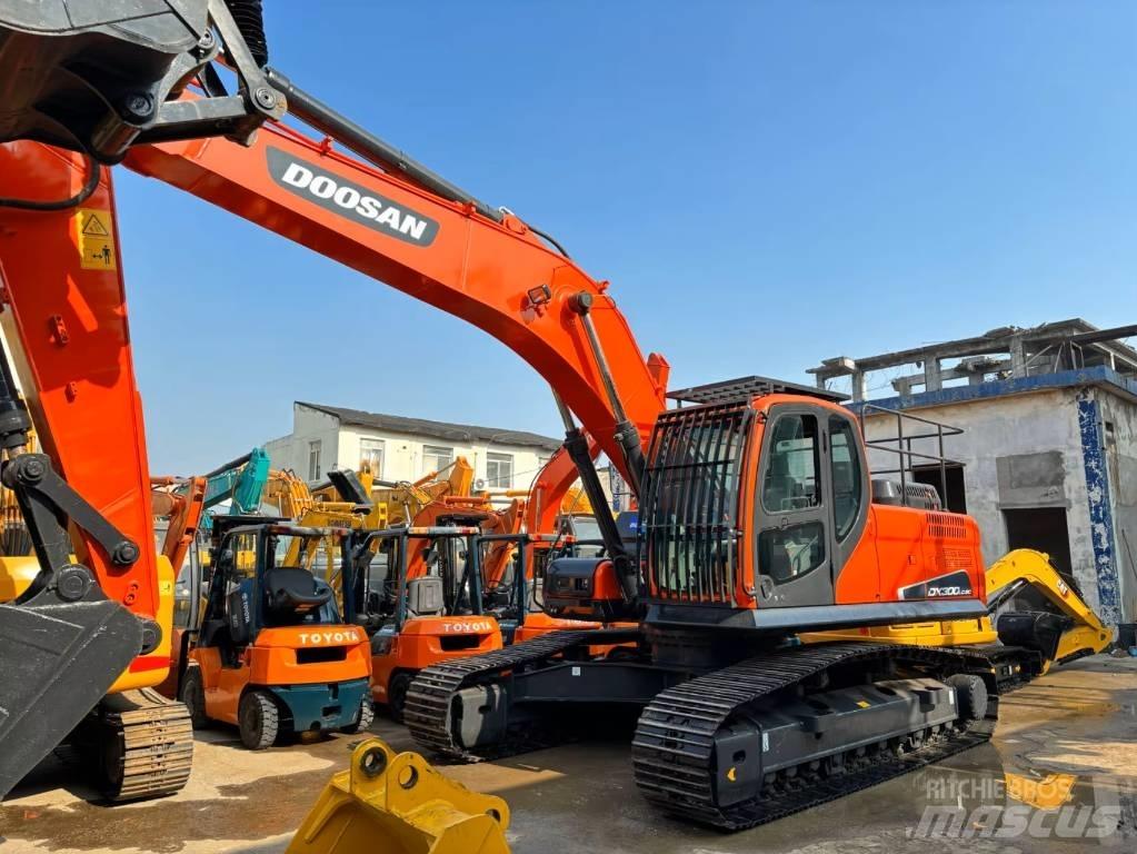 Doosan DX 300 LC - 9 C Mini kotrók < 7t