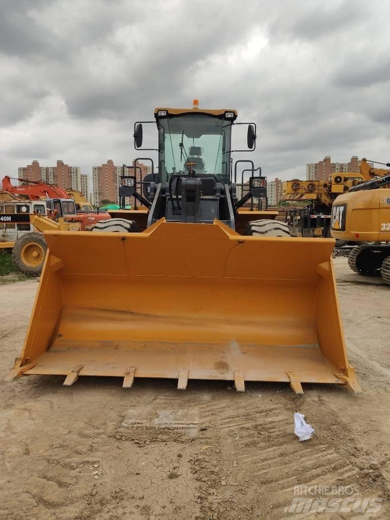 XCMG ZL50G Gumikerekes homlokrakodók