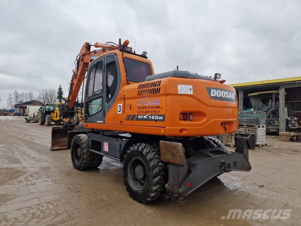Doosan DX 160 W Gumikerekes kotrók