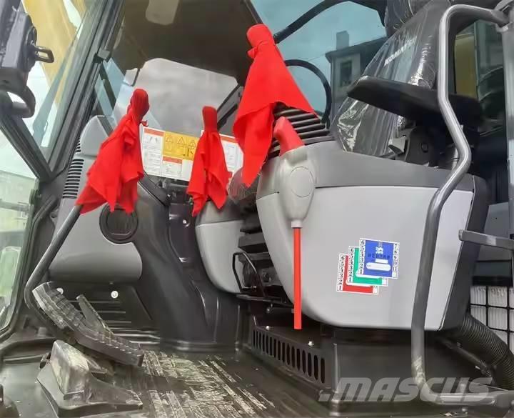 Komatsu PC220-8 Lánctalpas kotrók