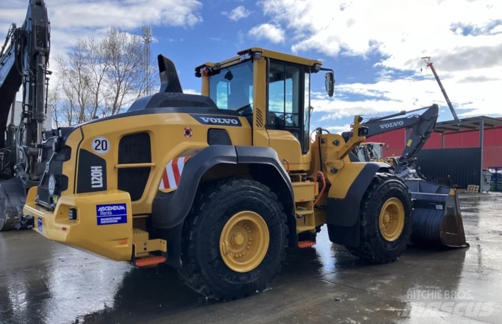 Volvo L120H Gumikerekes homlokrakodók