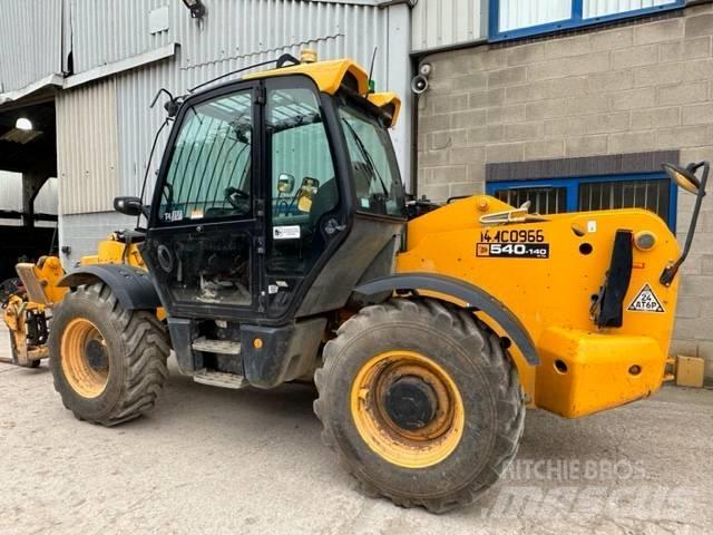 JCB 540V 140 Teleszkópos rakodók