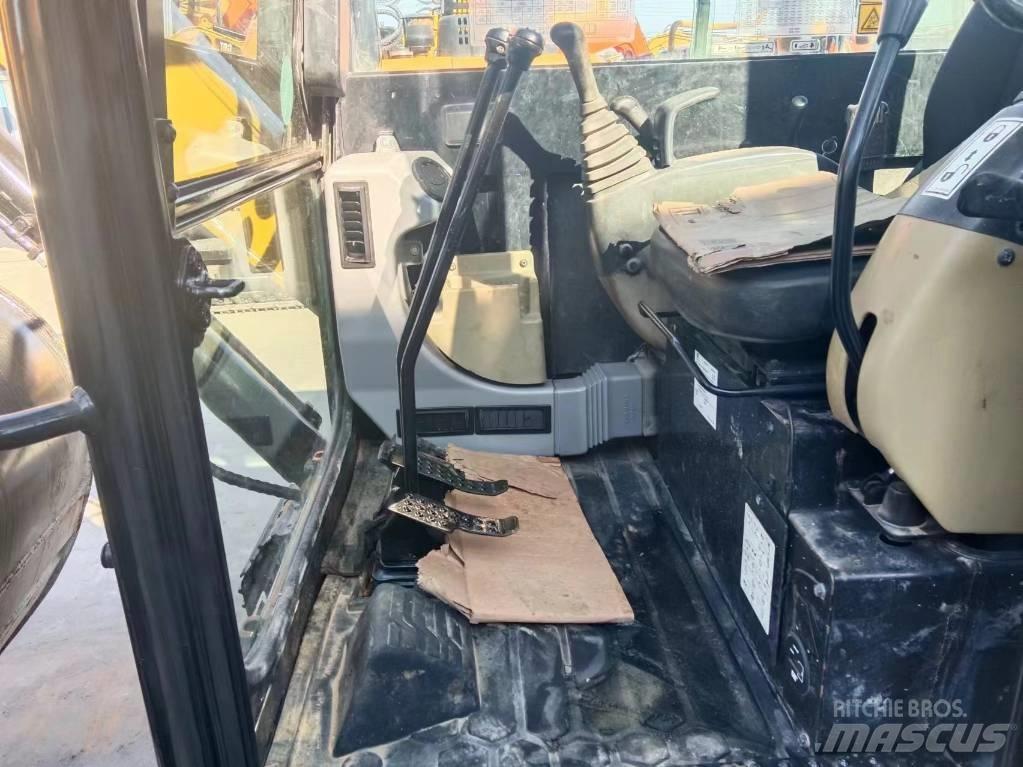 CAT 307 Lánctalpas kotrók