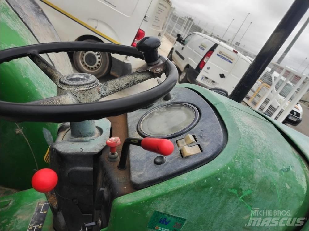 John Deere 2450 Traktorok