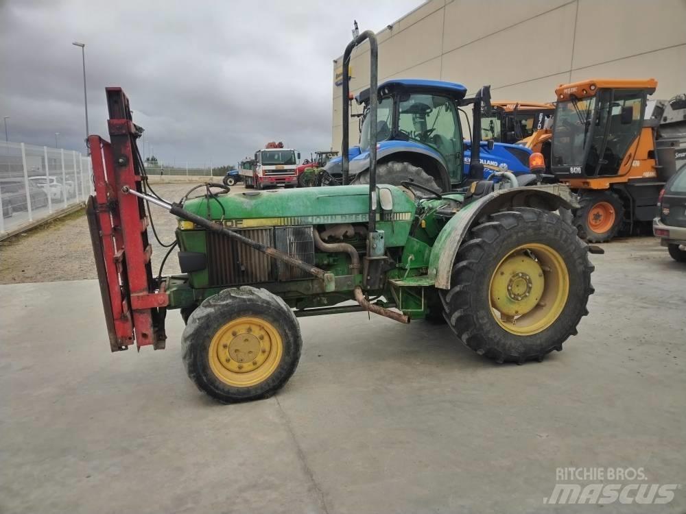 John Deere 2450 Traktorok