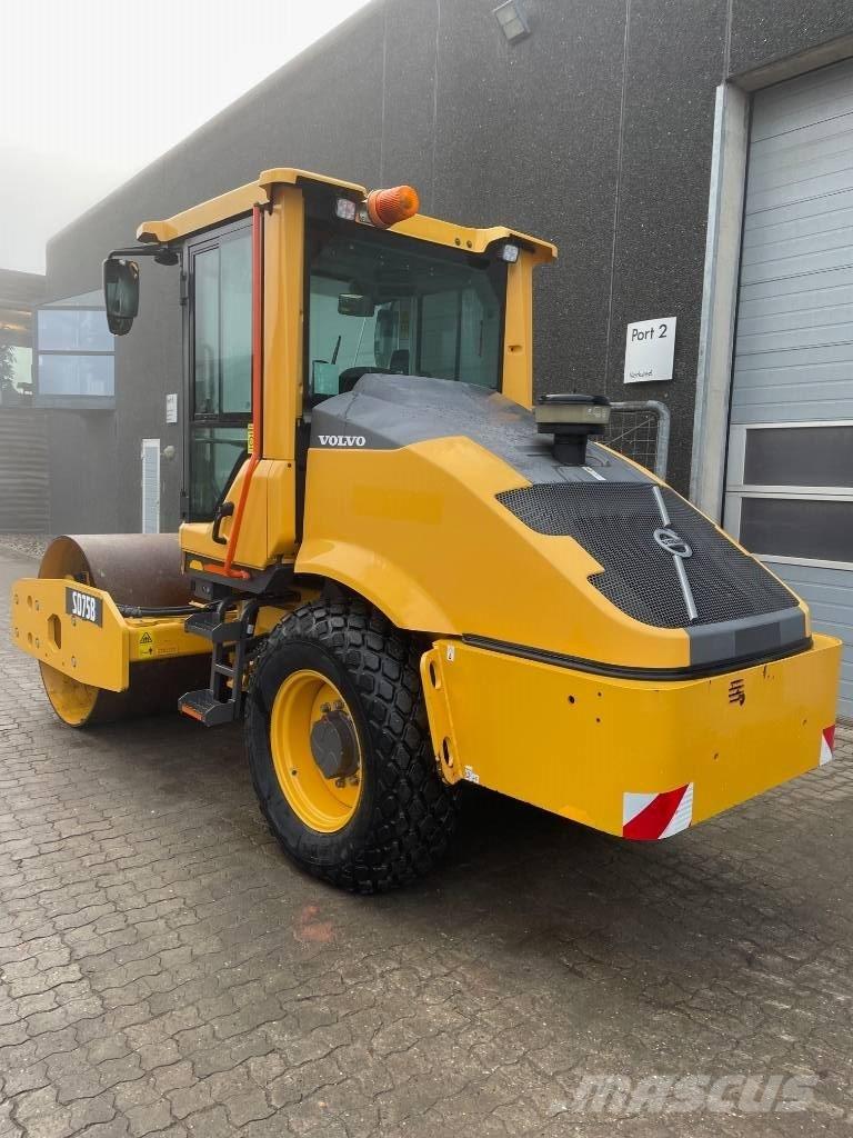 Volvo SD75B Egydobos hengerek