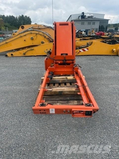 Atlas USED LIFT CAB Vezetőfülke és belső tartozékok