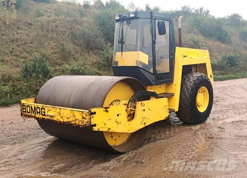 Bomag BW213 D Egydobos hengerek