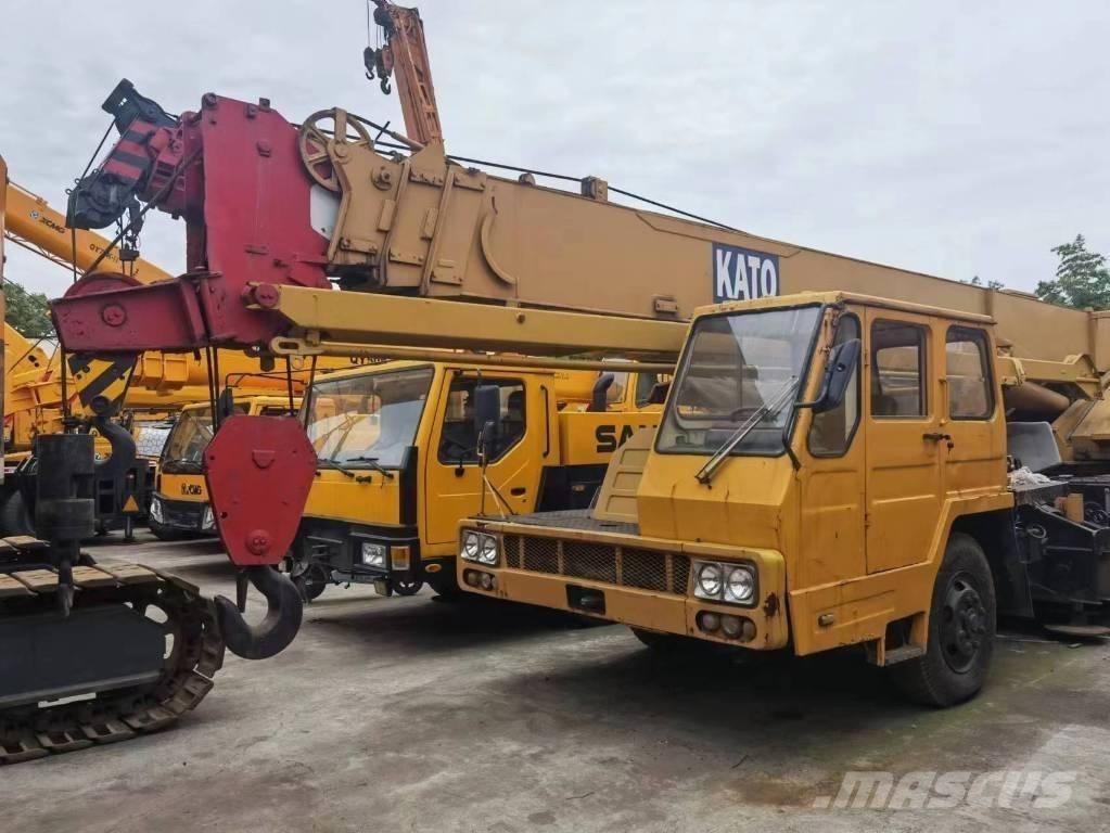 Kato 2500 KVA Terepdaruk