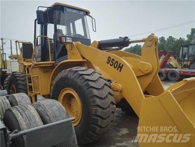 CAT 950 H Gumikerekes homlokrakodók