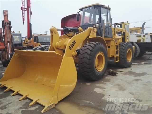 CAT 950 H Gumikerekes homlokrakodók