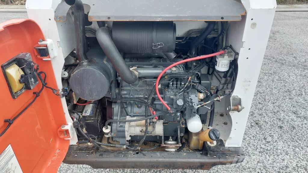 Bobcat S450 Gumikerekes homlokrakodók