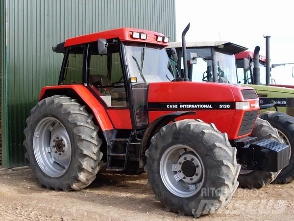 CASE 5130 Traktorok