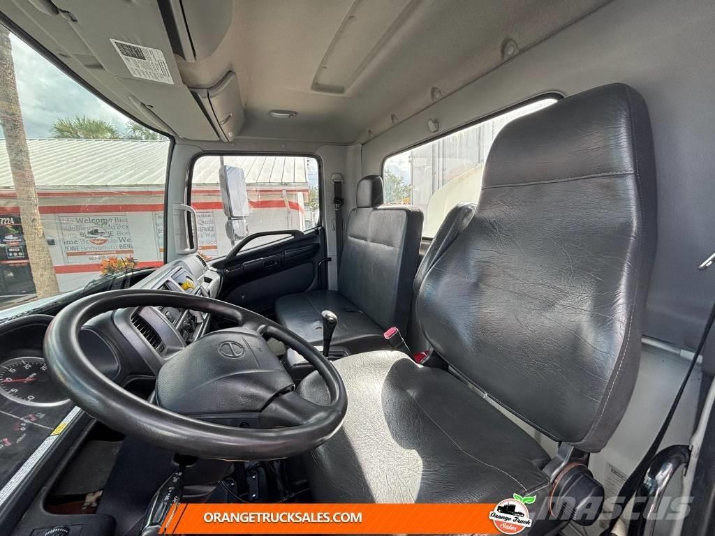 Hino 338 Vízszállító teherautók